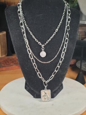 Silver Layered Pendant Necklace with Pale Pink Mermaid Tail Pendant